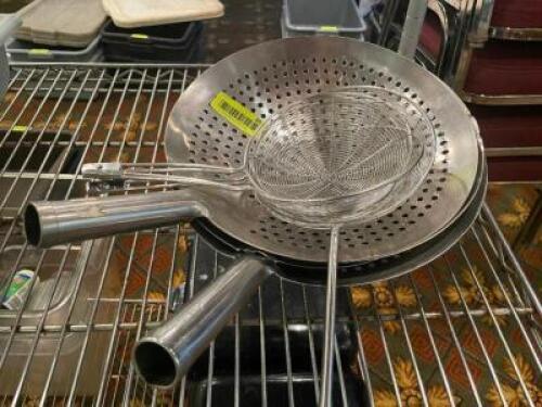 (4) ASSORTED STAINLESS AND MESH SCOOPS
