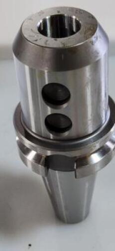 DESCRIPTION: (1) BT40 TOOL HOLDER BRAND/MODEL: LYNDEX B40-0875 RETAIL$: 145.25 SIZE: 7/8" TOOL END QTY: 1