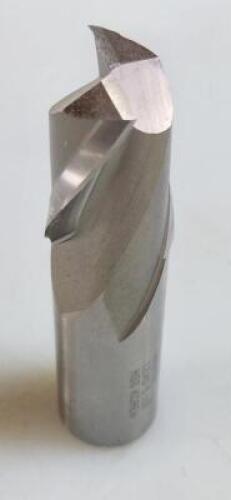 DESCRIPTION: (1) HSS SQ END MILL BRAND/MODEL: HERTEL 41116351 RETAIL$: $61.98 EA SIZE: 15/16" DIA 1-1/2" LOC 7/8" SD QTY: 1