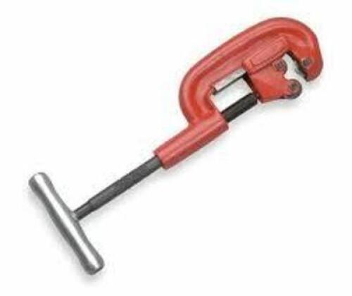 (1) PIPE CUTTER