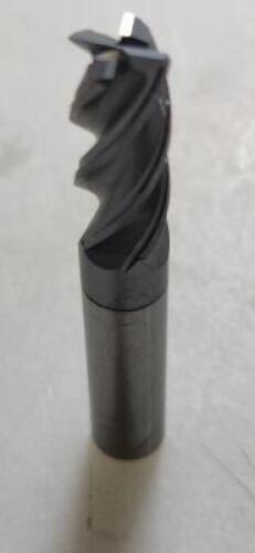 (3) SOLID CARBIDE SQ END MILL
