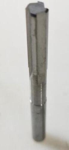 (2) SOLID CARBIDE STRAIGHT FLUTE CHUCKING REAMERS