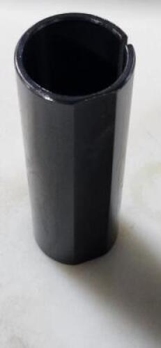 (1) BORING BAR HOLDER BUSHING