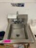 WALL MOUNTED STAINLESS HAND SINK