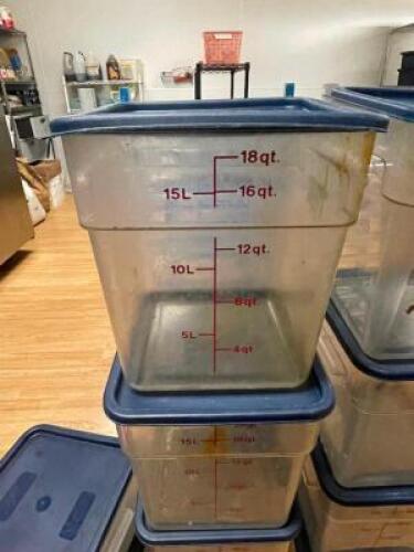 (4) 18 QT PLASTIC CONTAINERS W/ LIDS