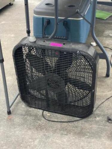 BOX FAN