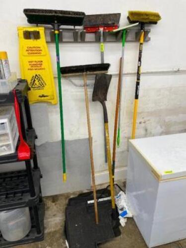 ASSORTED JANITORIAL TOOLS WITH WALL RACK