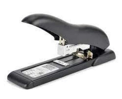 DESCRIPTION: (3) HEAVY DUTY STAPLER BRAND/MODEL: RAPID #HD80 INFORMATION: BLACK RETAIL$: $27.50 EA SIZE: HD80 QTY: 3