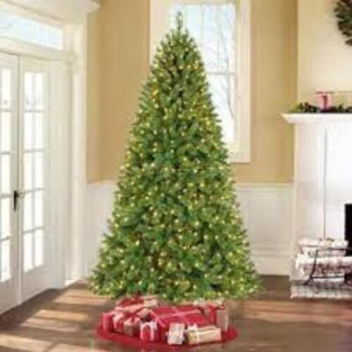 DESCRIPTION: (1) PRE LIT CHRISTMAS TREE BRAND/MODEL: HOLIDAY TIME RETAIL$: $100.00 EA SIZE: 7.5 FT QTY: 1