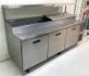 95" 3-DOOR STAINLESS STEEL PIZZA PREP TABLE WITH REFRIGERATED BASE