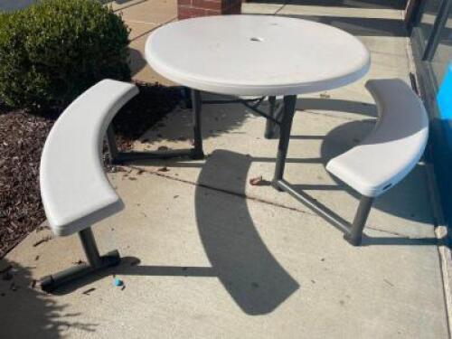 DESCRIPTION: LIFETIME ROUND PATIO TABLE W/ SWING OUT BENCH SEATS BRAND / MODEL: LIFETIME 260206 LOCATION: FRONT QTY: 1