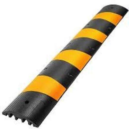 DESCRIPTION: (1) MODULAR SPEED BUMP BRAND/MODEL: GUARDIAN INFORMATION: BLACK AND YELLOW IMAGES ARE FOR ILLUSTRATION PURPOSES ONLY AND MAY NOT BE AN EX