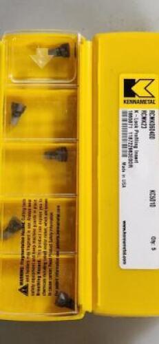 DESCRIPTION: (30) "K-LOCK" CARBIDE PROFILING INSERTSBRAND/MODEL: KENNAMETAL RCMK23 KC5010RETAIL$: 19.63 PER INSERTQTY:&nbsp;30