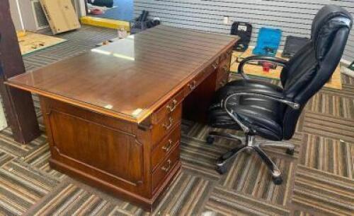 75" GLASS TOP EXECUTIVE OFFICE DESK WITH GLASS TOP AND ROLLING CHAIR