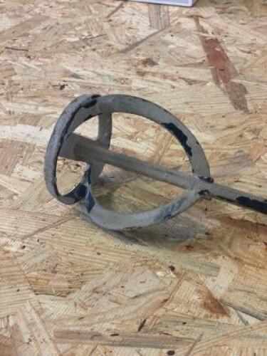 PAINT MIXER ATTACHMENT