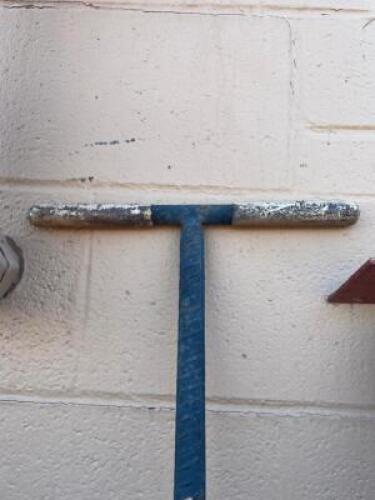GUTTER AND DRAIN MANUAL AUGER