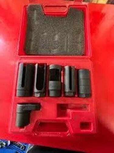 DESCRIPTION: (1) OXYGEN SENSOR SOCKET SET BRAND/MODEL: ADVANCED TOOL DESIGN #5663 RETAIL$: $98.95 EA SIZE: 7 PIECE QTY: 1