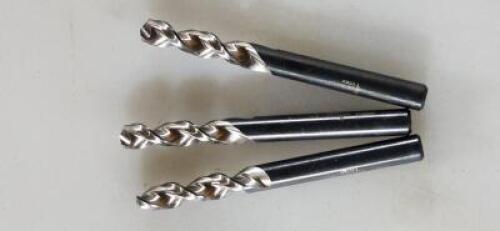 DESCRIPTION: (8) VANADIUM HSS SCREW MACHINE DRILL BIT BRAND/MODEL: WALTER TITEX A1148-17/64" RETAIL$: $13.90 EA SIZE: 17/64" QTY: 8