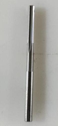 DESCRIPTION: (2) SOLID CARBIDE CHUCKING REAMERS BRAND/MODEL: HERTEL 79889754 RETAIL$: $84.09 EA SIZE: 0.195" QTY: 2