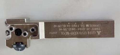DESCRIPTION: (1) INDEXABLE TOOLHOLDER BRAND/MODEL: MITSUBISHI GYHLUS10B00-M20L RETAIL$: 197.65 SIZE: 5/8" SQ SHANK QTY: 1