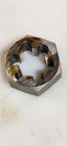 DESCRIPTION: (2) HSS HEX RETHREADING DIE BRAND/MODEL: VC 03919453 RETAIL$: 282.29 SIZE: 1-1/4-12 QTY: 2