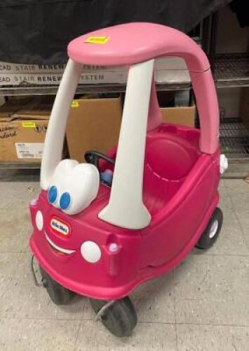 Little Tikes Princess Cozy Coupe Ride-On Toy�