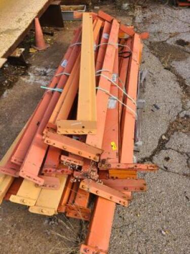 DESCRIPTION: (1) BUNDLE OF VARIOUS PALLET RACK HORIZONTAL BEAMS INFORMATION: SEE PICS AND INSPECTION SIZE: APPROX 8' LONG QTY: 1