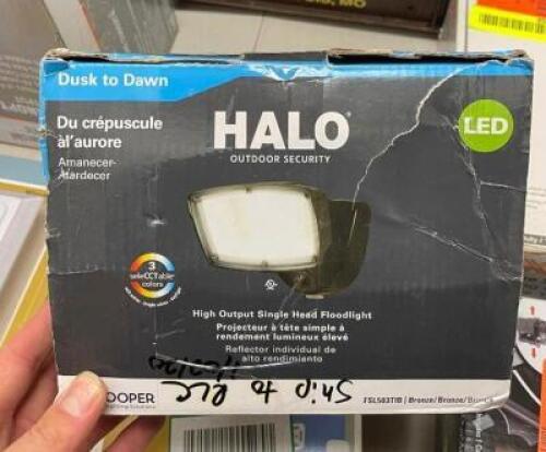 FSL Single Head Bronze Outdoor Integrated LED Dusk to Dawn Flood Light with Selectable Color Temperature