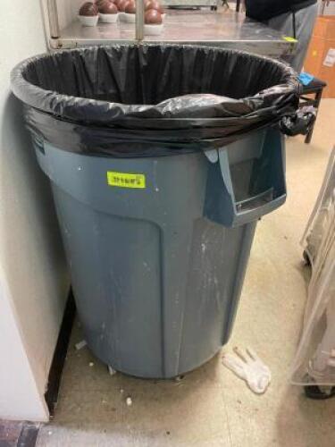 DESCRIPTION: 44 GALLON RUBBERMAID WASTE CAN W/ DOLLY BRAND / MODEL: RUBBERMAID SIZE 44 GALLON LOCATION: KITCHEN QTY: 1