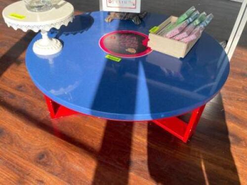 DESCRIPTION: 36" COMPOSITE LOW BOY COFFEE TABLE ADDITIONAL INFORMATION CONTENTS ARE NOT INCLUDED SIZE 36" R LOCATION: FRONT QTY: 1