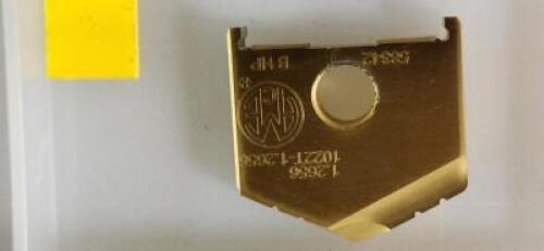 DESCRIPTION: (5) DRILL TIP INSERTS BRAND/MODEL: ALLIED 1022T-1.2656 RETAIL$: $ 49.10 EACH SIZE: 1.2656" DIA QTY: 5