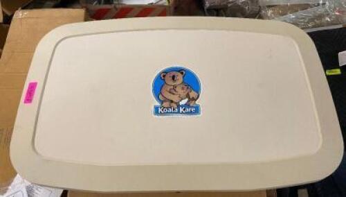 HORIZONTAL BABY CHANGING STATION