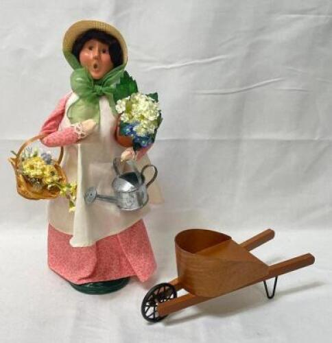 BYERS CHOICE CAROLERS DOLL - GARDEN