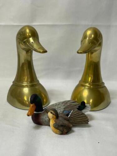 (3) - PC. DUCK BOOK STOP AND MINI FIGURE SET