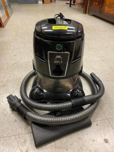 HYLA AIR AND ROOM CLEANING SYSTEM