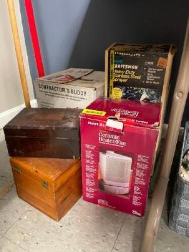 SMALL GROUP OF VINTAGE APPLIANCES AND HOME PRODUCTS