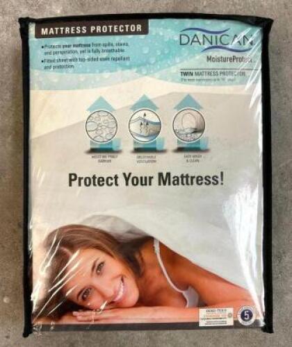 DESCRIPTION: MOISTURE PROTECT MATTRESS PROTECTOR- TWIN BRAND/MODEL: DANICAN SIZE: TWIN