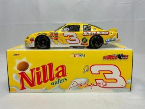 DALE EARNHARDT JR. #3 NILLA WAFERS / NUTTER BUTTER 2002 MONTE CARLO 1:24 SCALE AUTHENTIC STOCK CAR