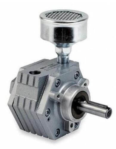 (1) GAST HUB MOUNTED AIR MOTOR