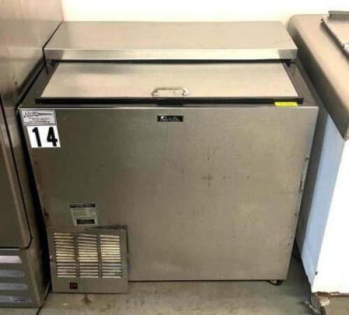 36" UNDERBAR GLASS FROSTER