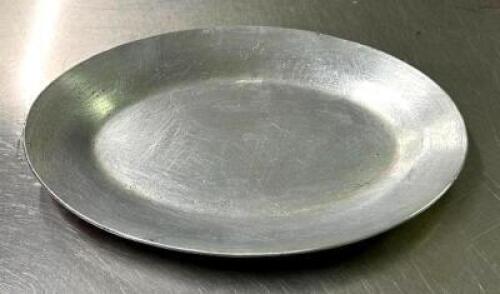 (12) METAL PLATTERS