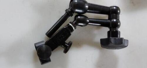 DESCRIPTION: (1) NOGAFLEX INDICATOR HOLDER ARM BRAND/MODEL: NOGA/NF1022 RETAIL$: 49.95 SIZE: 6-5/8 LENGTH, 0.440ROD DIAMETER QTY: 1