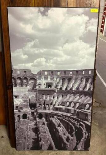 BLACK AND WHITE FRAMED PRINT