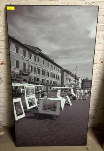 BLACK AND WHITE FRAMED PRINT