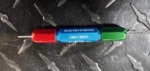 (12) DANIELS USA G125 GO-NOGO GAGE