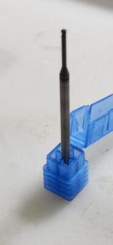 (6) SOLID CARBIDE SQ END MILL