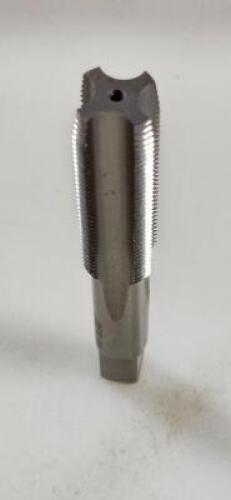 (2) HSS STRAIGHT FLUTE TAPS