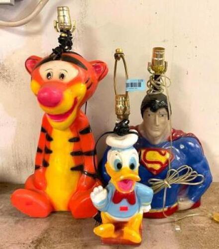 (3) THEMED LAMPS