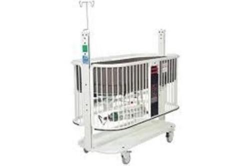 DESCRIPTION: (1) PEDIATRIC CRIB BRAND/MODEL: PEDIGO #500 INFORMATION: WHITE RETAIL$: $6770.87 EA SIZE: STANDARD MATTRESS QTY: 1