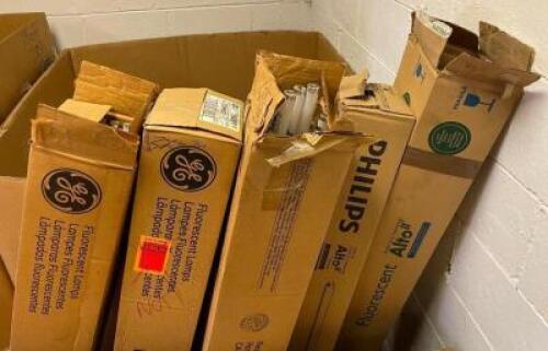 (5) BOXES OF ASSORTED FLUORESCENT TUBE LIGHTS